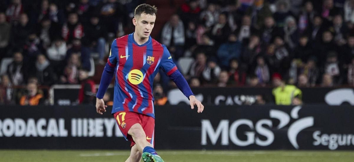 巴萨瞄准阿尔瓦雷斯补强锋线 莱万续约悬而未决