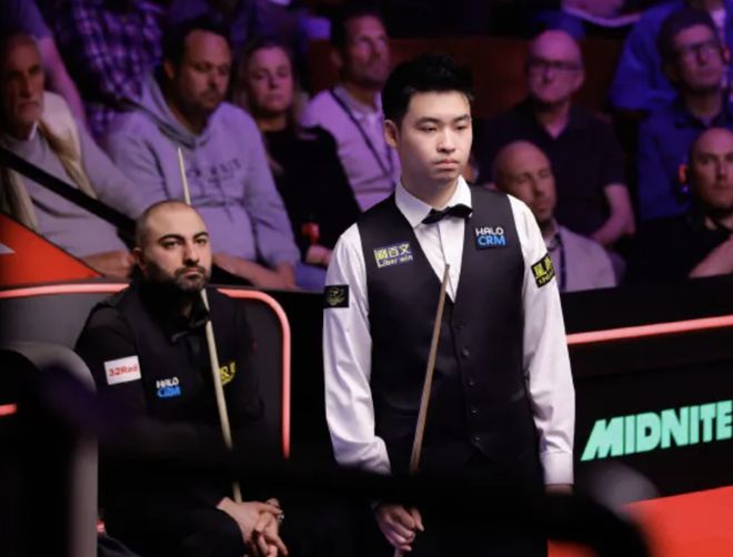 斯佳辉世锦赛首轮遭9连鞭惨败 瓦菲强势逆袭终结